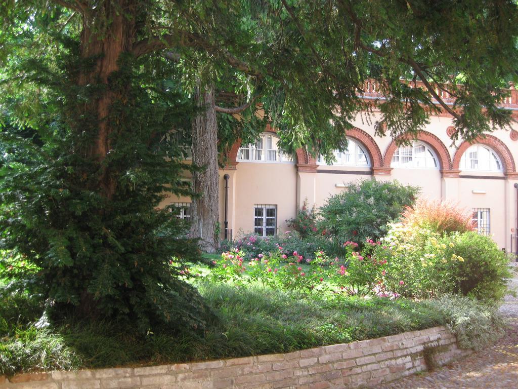 Residence In Centro Мантуя Экстерьер фото